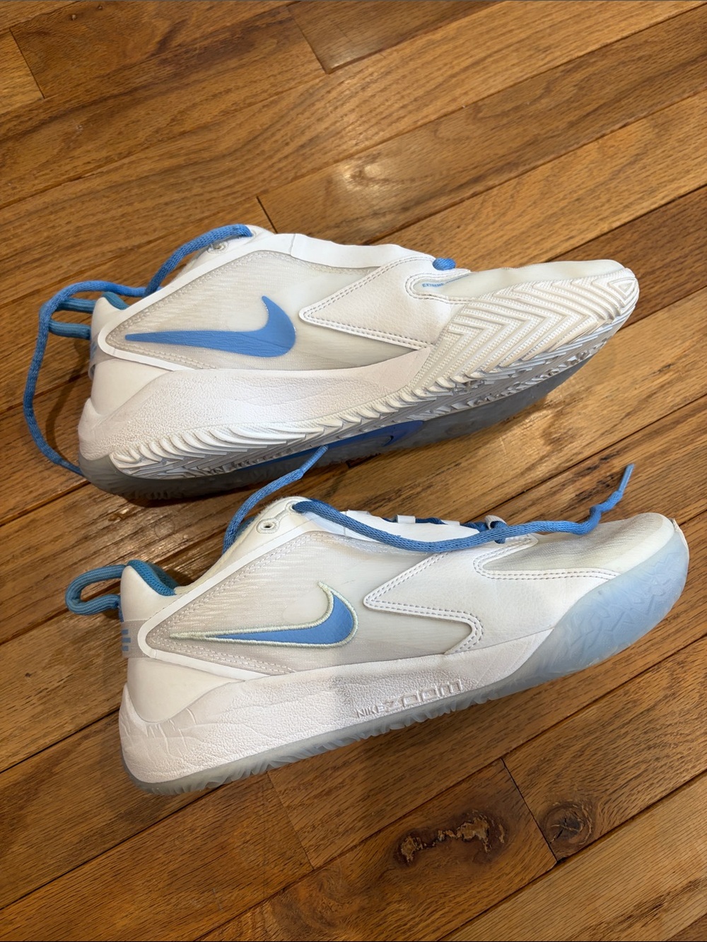 Nike Air Zoom HyperAce 3 volleyball shoes in the White Valor Blue NEW